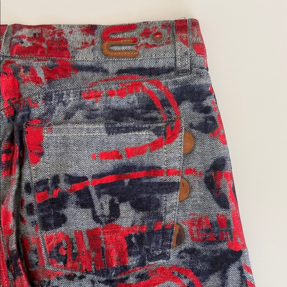 Y2K E-Play Denim - Picture 5 of 10